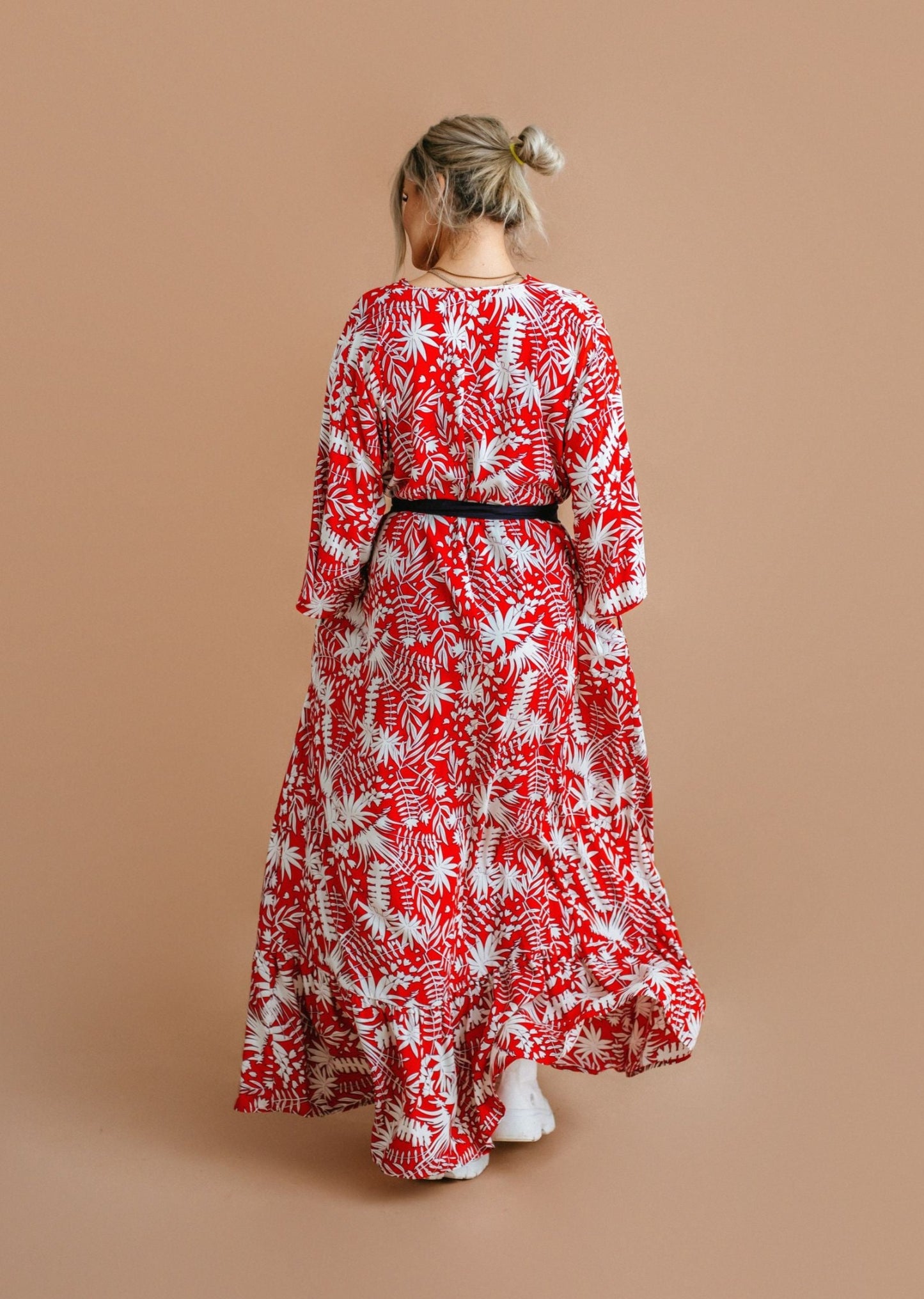 Punasekirju kleit - Kuldniit