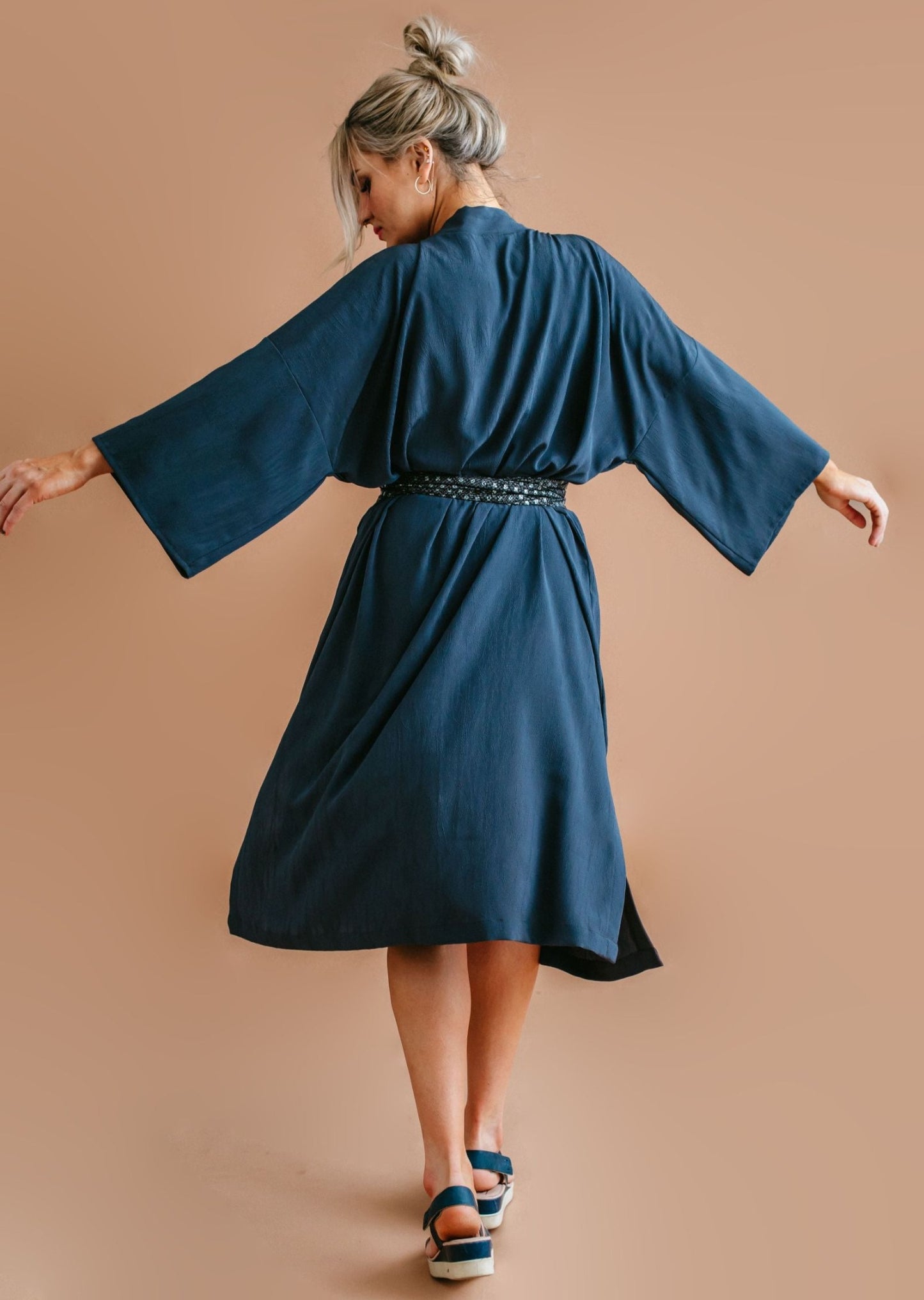 Sinakas hall kimono - Kuldniit