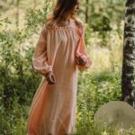 Lõheroosa musliinkleit