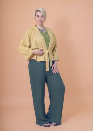 Kollane lühike kimono